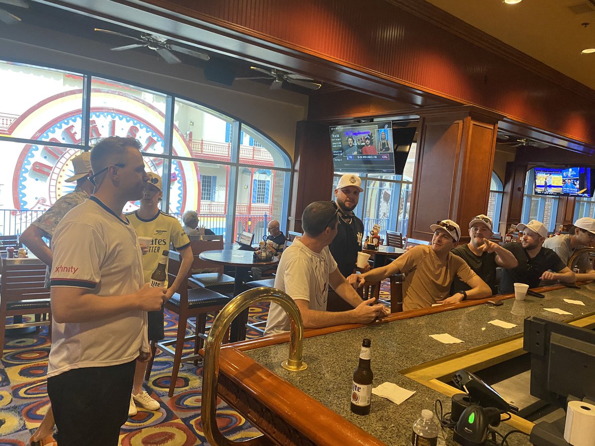 CarlsBeef's tweet photo. I have infiltrated a bachelor party. This is a developing story https://t.co/CVsOENkSZj