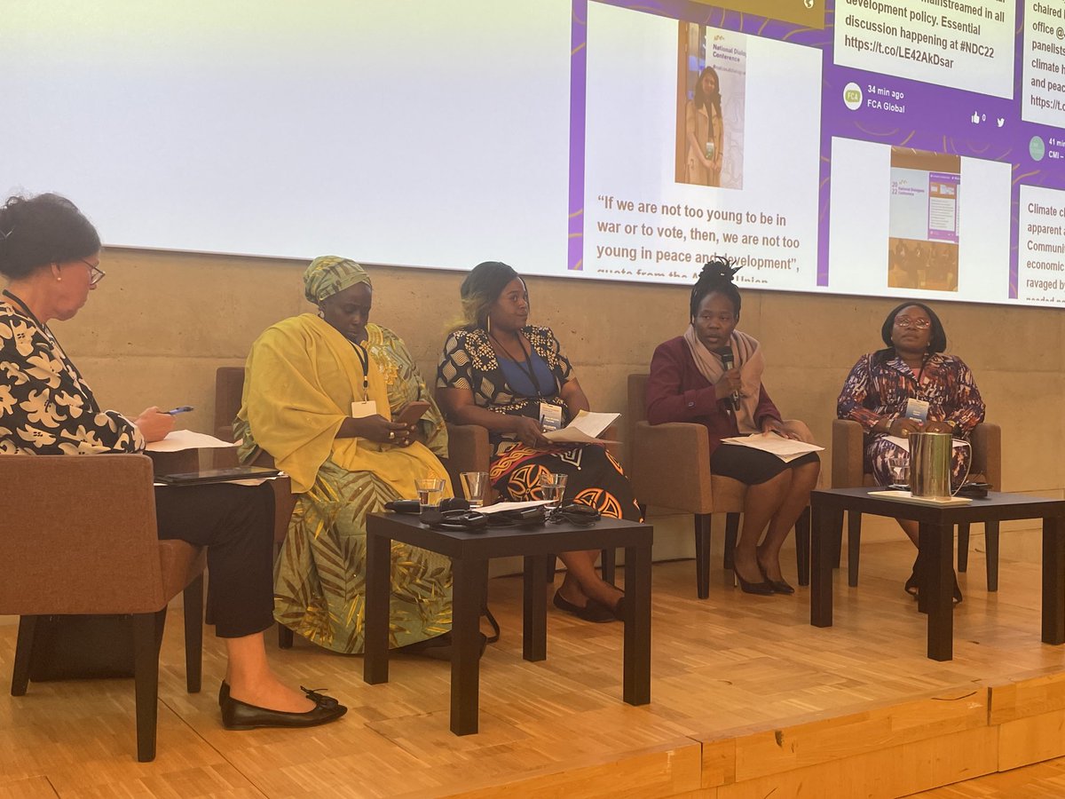 ➡️ Ulemu Makumba raises the issue of safety of women mediating climate-based conflicts - having experienced death threats herself. #NDC2022 ⁦<a href="/NDCFI/">National Dialogues FI</a>⁩