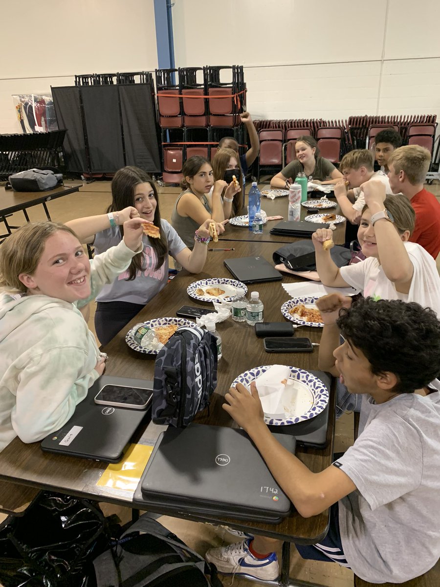 Pizza Party Summer Sendoff!! 🍕☀️