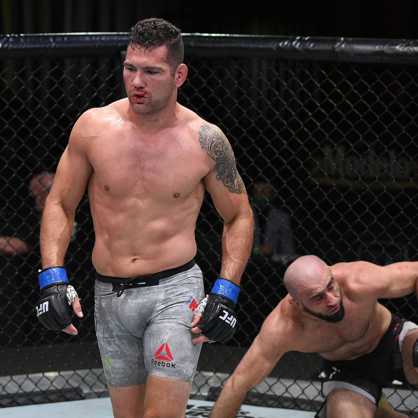  Happy 38th birthday to former UFC middleweight champion Chris Weidman!  