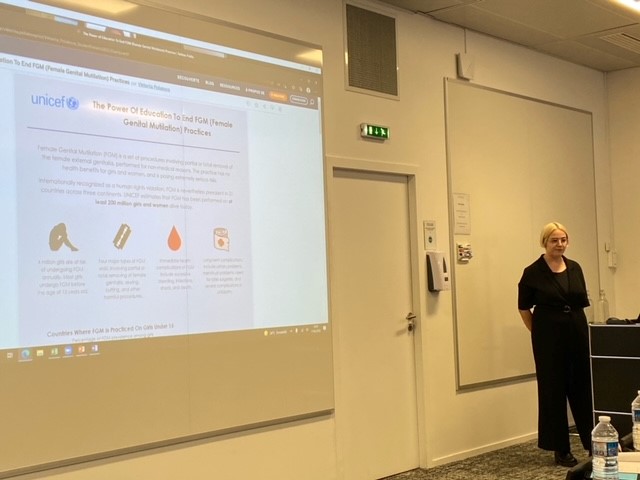 EDHECMANAGEMENT's tweet photo. Every girl deserves to have a happy and healthy future! said Viktoriia POLIAKOVA during her #Datavisualization presentation at the #studentdataviz2022 in cooperation with @MazarsGroup @UNICEF and #Tableau #dogoodwithdata https://t.co/QWJF83wTFx