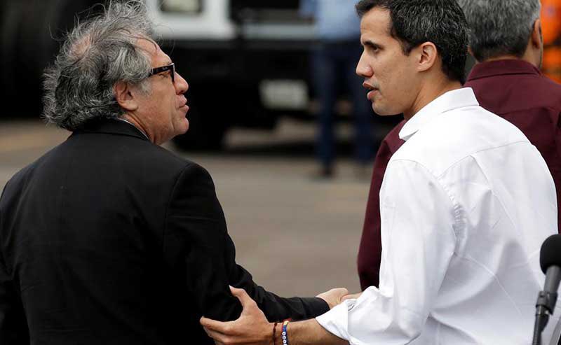 <a href="/Almagro_OEA2015/">Luis Almagro</a> vos sabes quien soy aún verdad ? 

Almagro :  Ni idea..