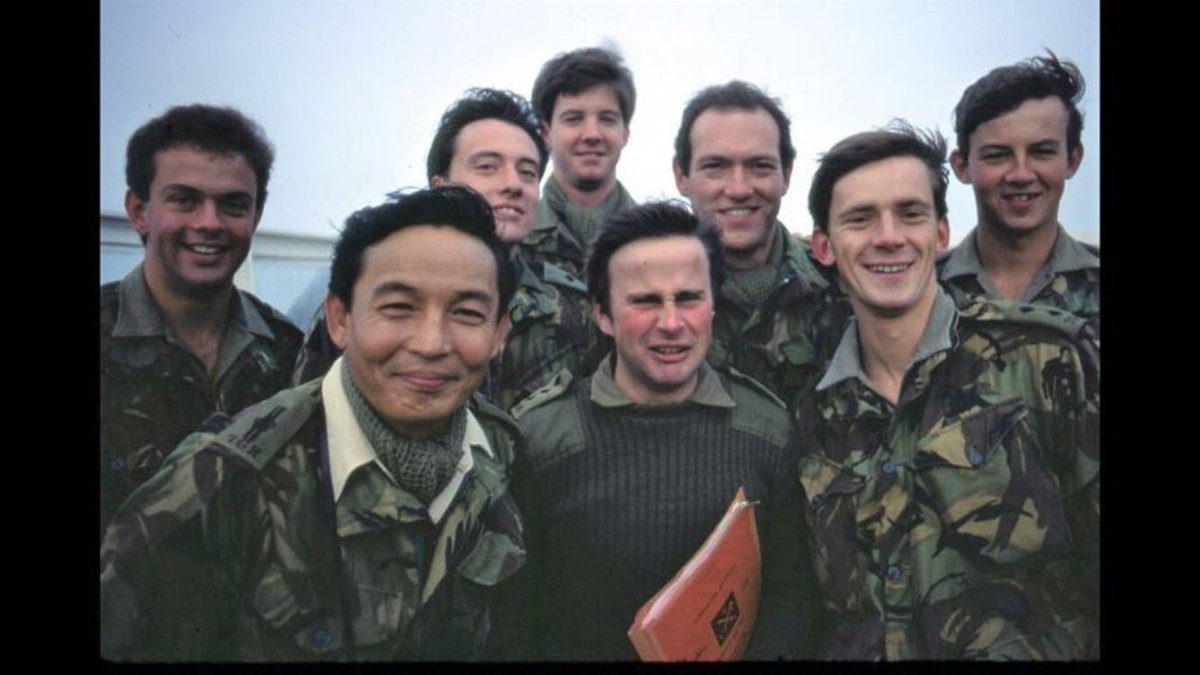 Caspasian's tweet photo. On Tue 14 June 2022 @Nat_Mem_Arb we recreated the photo taken in 1982 on QE2. Sadly Gurkha Major Lalbahadur Rai, is no longer with us, so a substitute helped out, after which everyone piled in! A great day superbly org by @PoppyLegion 

#FalklandsWar #Falklands40 https://t.co/hWYEAME60I