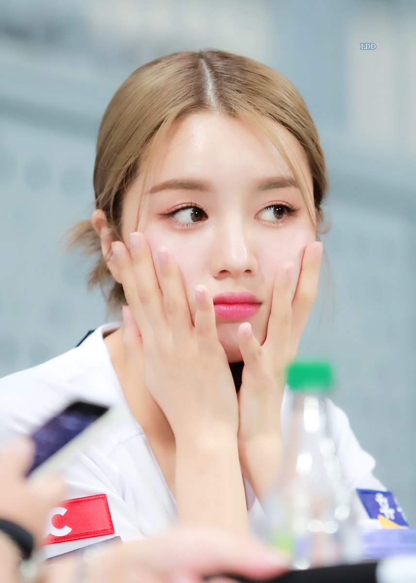 ldd_49's tweet photo. 220614

고양이뵹아리

#우아 #루시 #김다은 #wooah #lucy https://t.co/ckVD1UCTlM