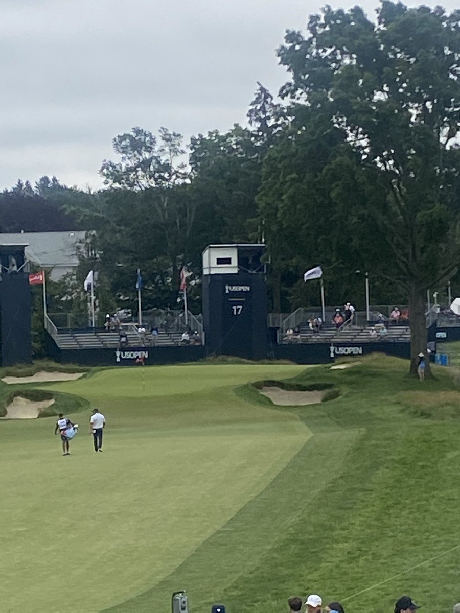 CoachMikeHayde's tweet photo. Back In The Day I Would Have Grabbed A Loop For The Week + Made Some Real Good Money #USOpen #OuimetScholar #TCC #BostonGolf I Can Read These Greens In My Sleep https://t.co/XxavH0rLvE