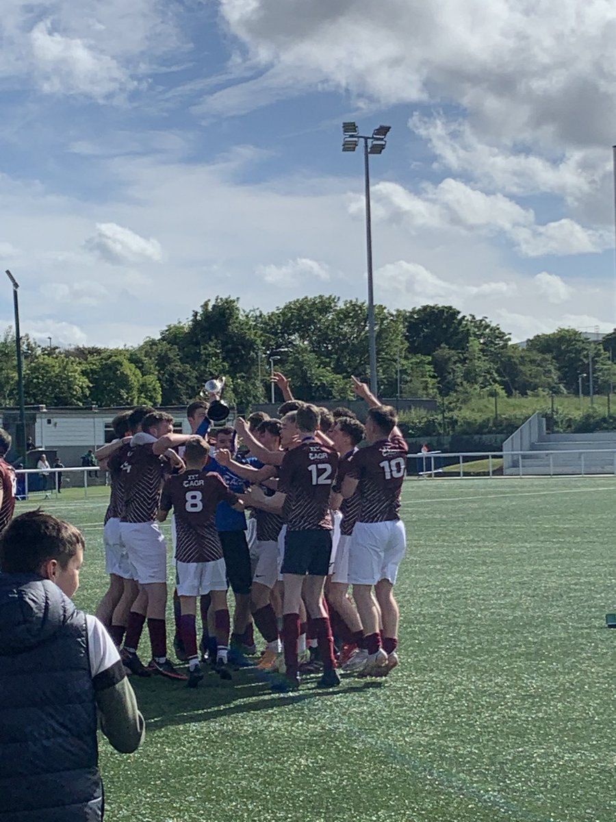 GWC_Sport's tweet photo. A huge congratulations to our 1st X1 boys football team ⚽️🏆 winning the SISFA Cup final 3-0 vs ⁦@sport_smc⁩ in a brilliant game.⁩ Well done boys, you’ve had an incredible season and you should be very proud. Huge thank you to the coaching team and parents ⁦#bleedmaroon https://t.co/cBvLGr1GZs