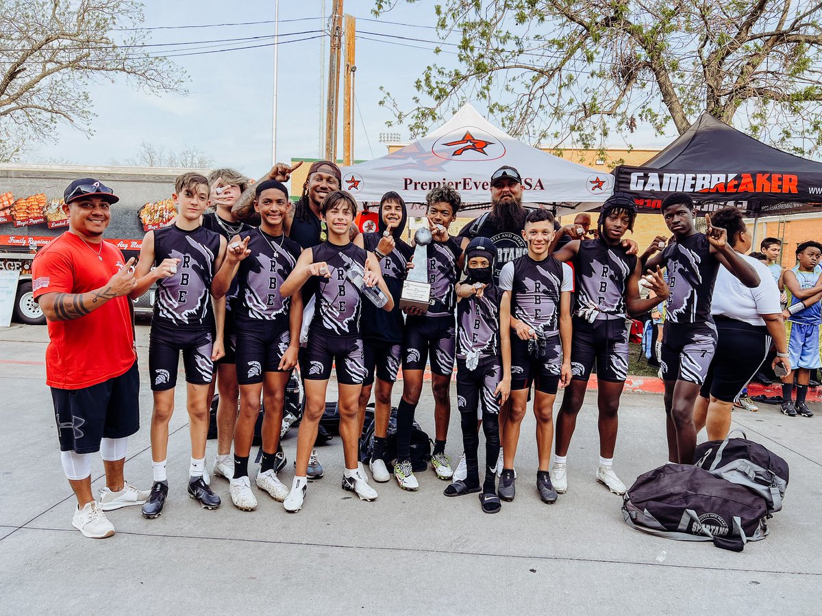 We are on our way to Temple, Tx for the <a href="/PremierEventsU2/">PremierEventsUSA</a> national tournament. We love our chances! Time to do work the RARE BREED WAY.  <a href="/YanceyDavis1/">Yancey Davis</a> <a href="/TrentShelton/">Trent Shelton</a> <a href="/therealliamladd/">Liam Ladd 2027</a> <a href="/tysalas03/">ty Salas</a> <a href="/LucasDavisQB1/">Lucas Davis</a> <a href="/SonicShelton/">Tristan “Sonic” Shelton</a> <a href="/JulianCaldwell_/">Julian Caldwell</a>