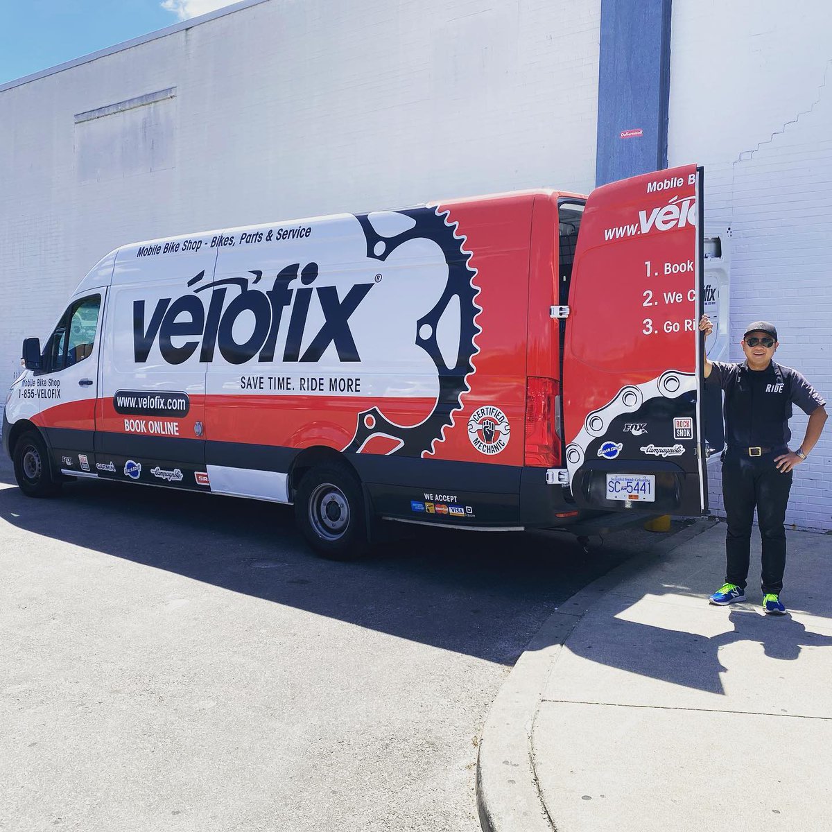 DufferinMall's tweet photo. Say hello to Steve from #Velofix.
Today from 12pm - 4pm, bring your #bike to the Velofix van located near the bike racks outside the Winners entrance for free basic bike safety checks and tune ups. #DufferinMall https://t.co/RCc3xbCAau