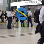 今月16日にInternet Explorerのサポートが終了したことを受けコスプレが品川駅を徘徊…