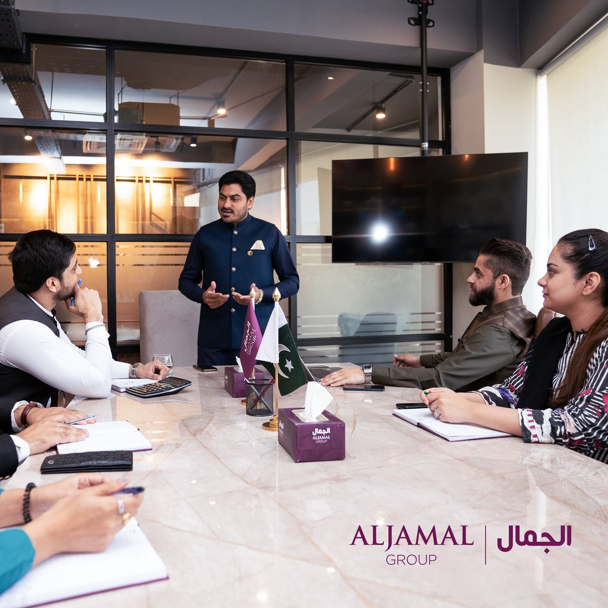 aljamalgroup's tweet photo. Encouraging leadership and a progressive atmosphere is a competitive advantage Al Jamal Group is proud to own and sustain.

#LifeAtAlJamal #Meeting #AlJamalGroup https://t.co/EDfKhjmm0J