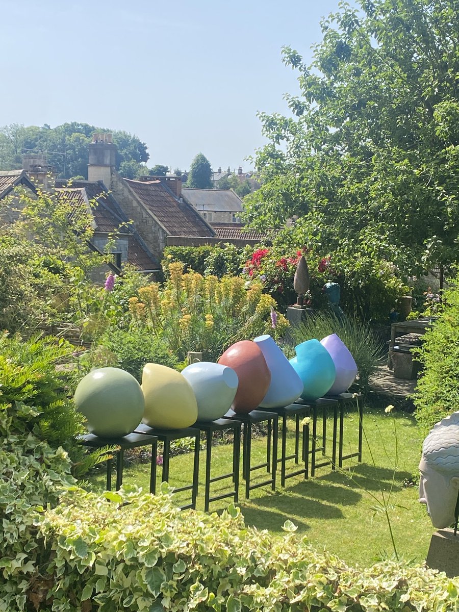 All lined up on my garden, they fit there so well