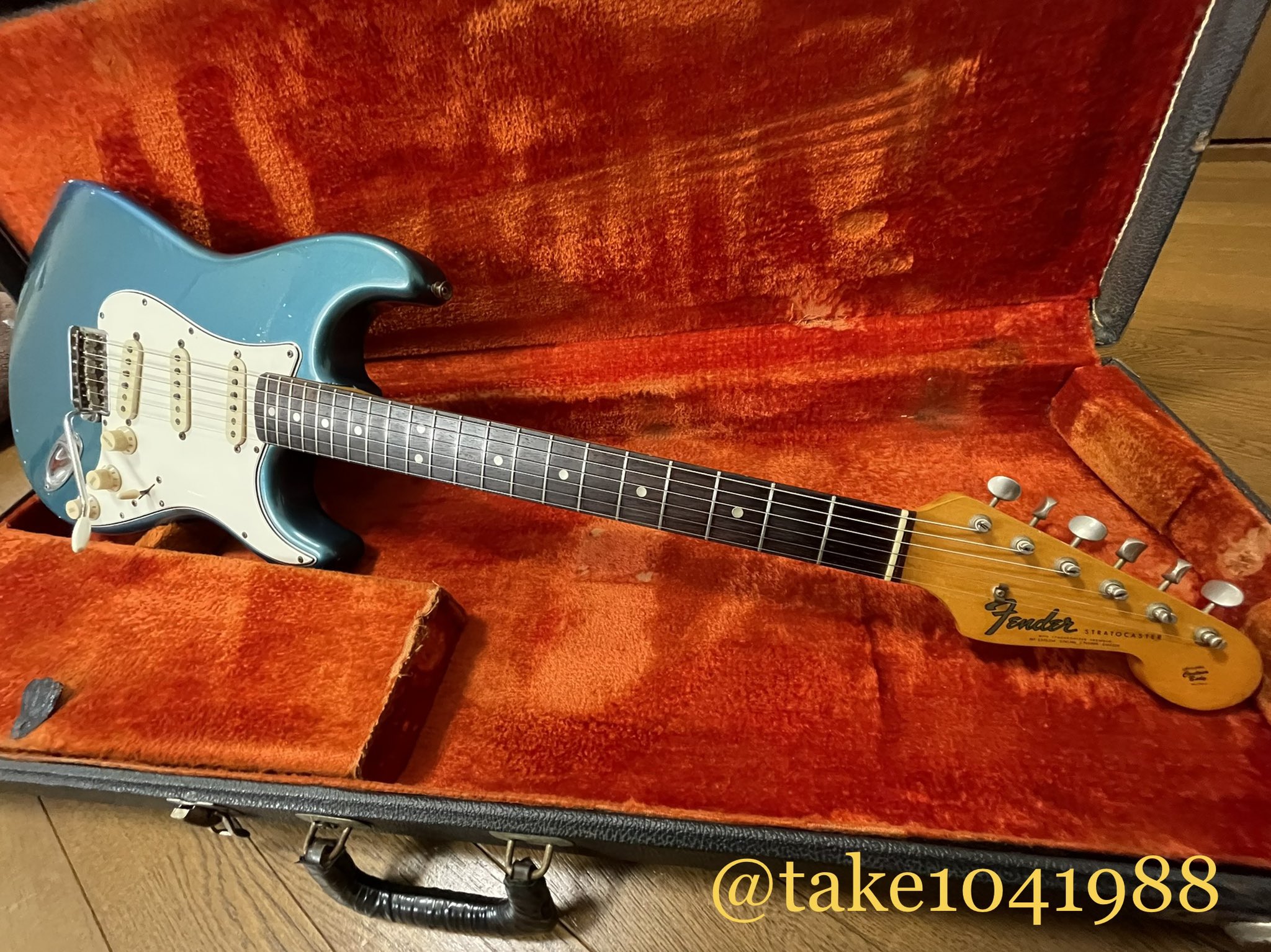 07 Fender USA Stratocaster 赤-