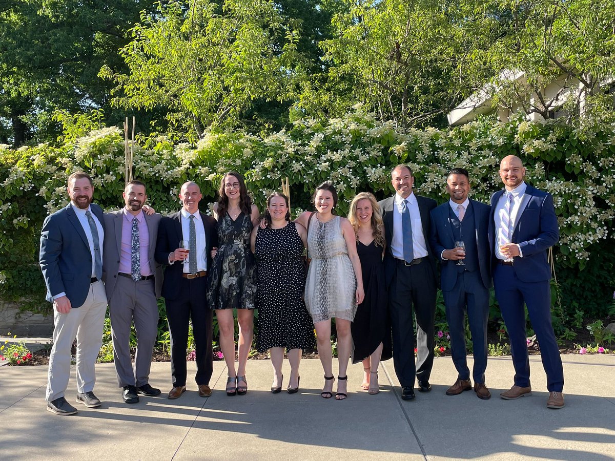 We celebrated 10 incredible individuals last night! Over the past 3 years they’ve truly “run towards the fire”🔥& have evolved into leaders in EM who have made a lasting impact on our program. Couldn’t be prouder of the #classof2022! 🎓🤩#UHproud #CLErising #Believeland