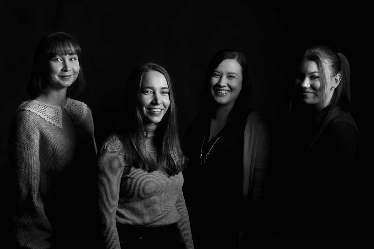 Sourcen kevään harjoittelijat ovat tänään viimeistä päivää töissä.  

Hannelen, Mintun, Sannan ja Telman mielestä harjoitteluaika on mennyt nopeasti ja he kaikki ovat oppineet hurjan paljon.  

Toivotamme nelikolle aurinkoista kesää ja onnea uusiin haasteisiin! 🌞 

#sourcehoitaa