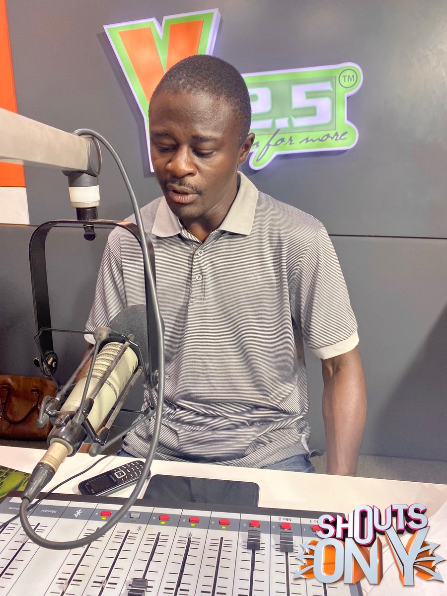 y1025fm's tweet image. #ShoutsOnY w/⁦@kwameScientific⁩ 

Fridays are for flash backs,

What’s your favorite throwback song?

Let us know using #ShoutsOnY