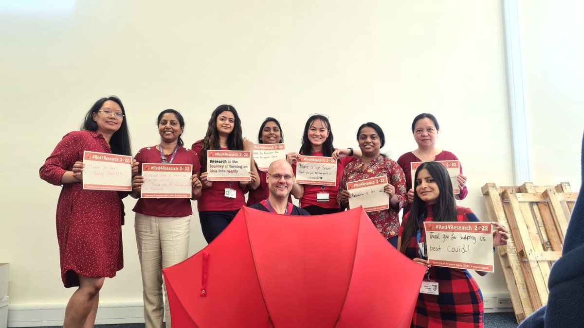 EmmanuelKinza's tweet photo. #Red4Research with the few research team mates at the  @BerksResearch Very proud of everyone that contributed to covid research ! @Maya23749997 @michichi2790 @m03678207 @NIHRCRN_tvsm #research #covidresearch https://t.co/0VCgJdRfPc