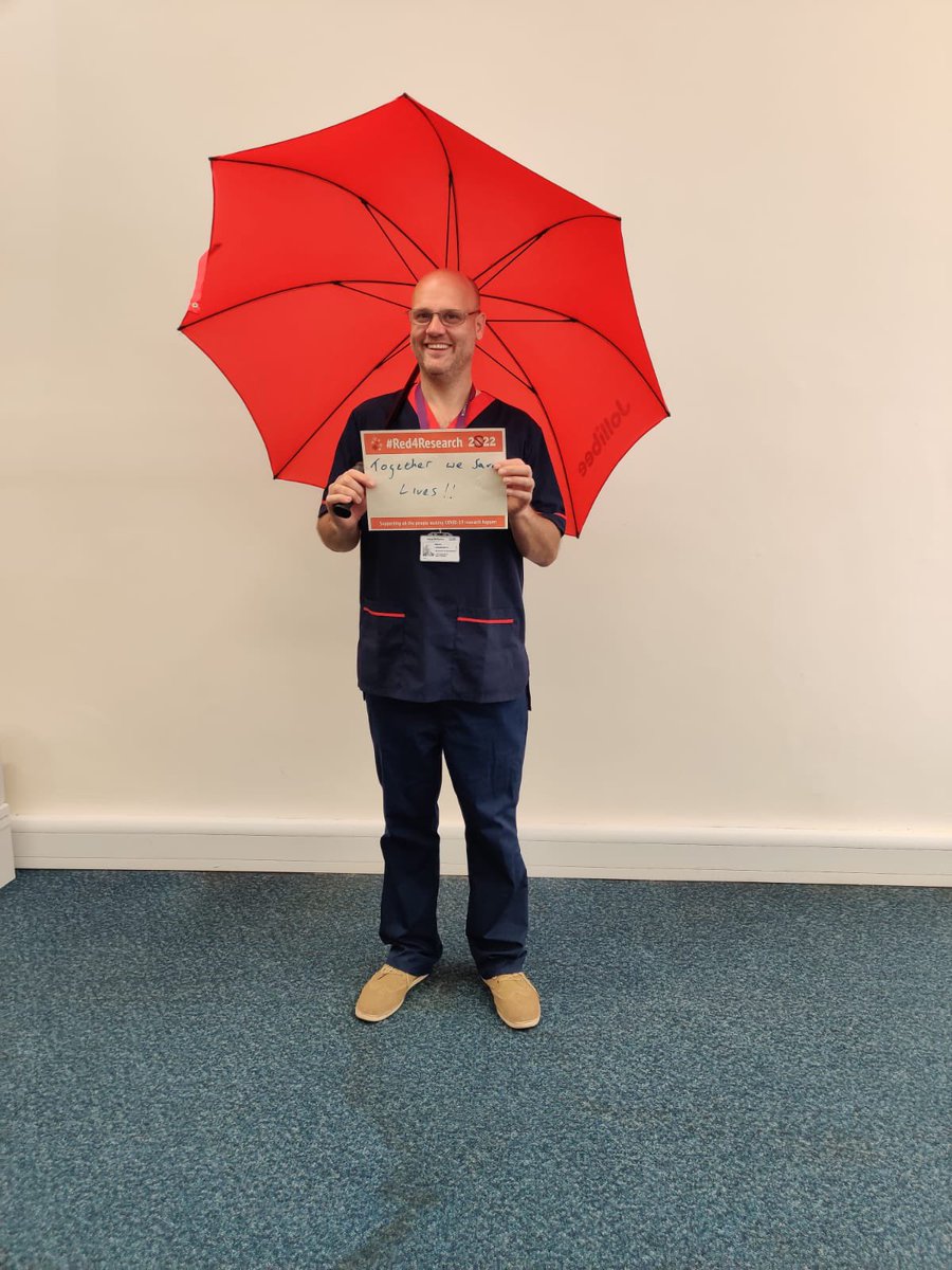 EmmanuelKinza's tweet photo. #Red4Research with the few research team mates at the  @BerksResearch Very proud of everyone that contributed to covid research ! @Maya23749997 @michichi2790 @m03678207 @NIHRCRN_tvsm #research #covidresearch https://t.co/0VCgJdRfPc