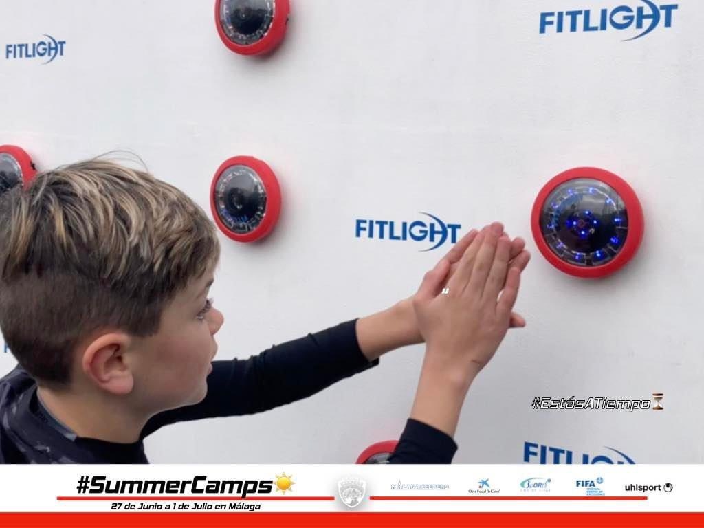 MalagaKeepers's tweet photo. Toca👉🏻 https://t.co/qck1xOxTCJ

¡Conoce nuestras @Fitlight en el #SummerCamps☀️!

📍#SanAndrés 
🗓 27 a 30 Junio
⏱ 09:30 - 13:30 Hrs

📍#FedeaciónMalagueńa
🗓 1 Julio 
⏱ 09:30-13:30 Hrs

#Campus+ #BatallaMK🤺
#EstásATiempo⏳ https://t.co/lgJayKuvf4