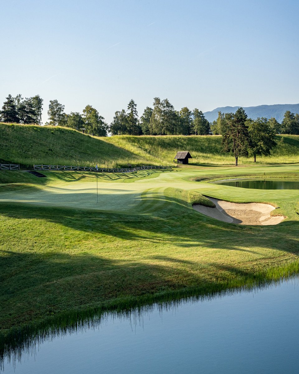 goodsundayz's tweet photo. It is what it is. In my opinion, the best course in alpine #Europe. Every shot, every view, every step. Simply outstanding and a pure pleasure. @royalbledgolf
#golf #golfcoursephotography #royalbled #goodsundays https://t.co/V1utZZXTjW