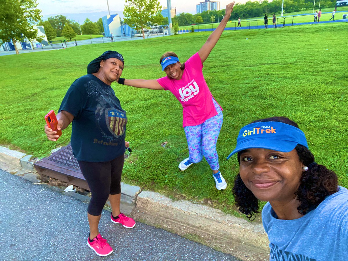 geauxnatural's tweet photo. 💙Juneteenth💛Weekend🧡
#Day16 #30DayJumpstart #LifestyleWalk #AtSunrise #6amCrew #GirlTrek #GirlTrekNOLA #nolatreks #Juneteenth https://t.co/8lap6GWxCa