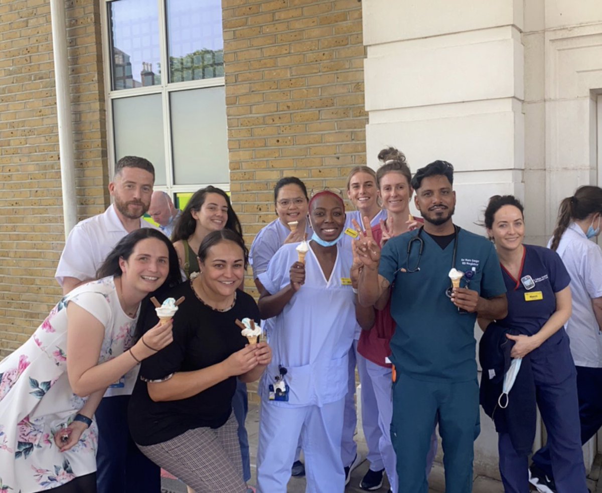Teams who eat ice cream together stay together 🍦 We’re so grateful for the great relationship with have with @KingsCollegeNHS Emergency Dept and @MaudsleyNHS Kings liaison Team @zara71613976 @MaudsleyDoN @normanlamb @CEO_DavidB @J_Lowell @PeaceAjiboye @DrG_NHS @Bisi34851582