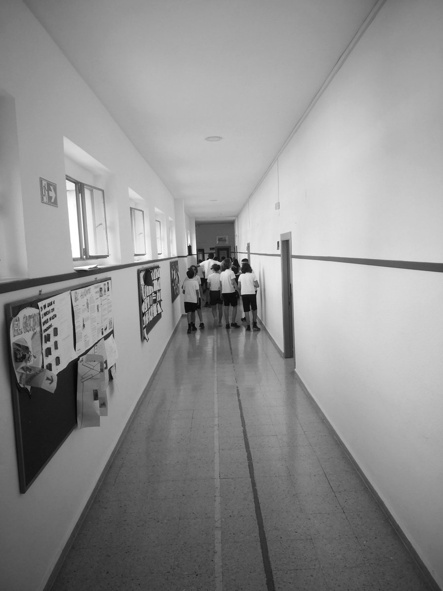 ensenarhistoria's tweet photo. Un año más. Un año diferente. Un año especial. Verlos crecer felices es la mejor recompensa. https://t.co/jEXApLIOjD