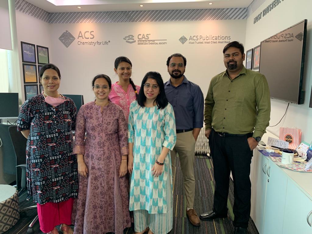 krc_petro's tweet photo. What a Friday. Celebrations galore at ACSi office. Some #cheesecake makes #Chemistry and #work more #fun. As @deeguptams says, Love what you do, Do what you love. Thank you all. Looking forward to making more memories in the times to come. https://t.co/aYboFHFXyX