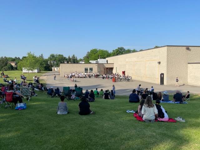 WI Dick Middle School tweet media