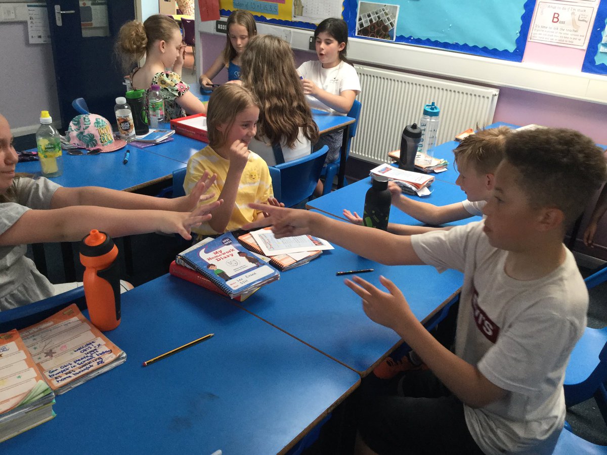 AbbeyPrimary's tweet photo. #y5 are really enjoying some game time whilst listening to their favourite music. #maketherules @AbbeyPtfa https://t.co/7KtCdkvSFn