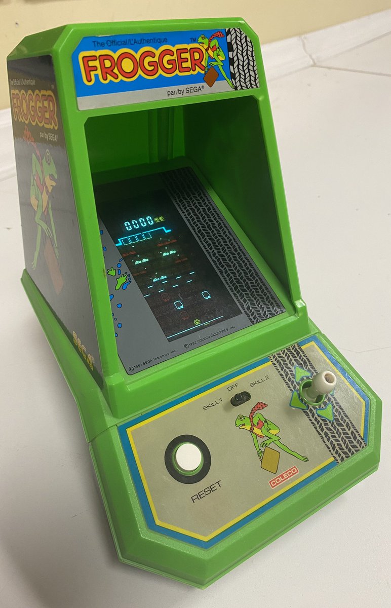 bhtoys's tweet photo. TOY OF THE DAY
Name: Frogger by Sega
Year: 1981
Company: Coleco
Brand: Frogger
#arcade #frogger #coleco #minitabletop #toyoftheday https://t.co/SPmiwmMaLD