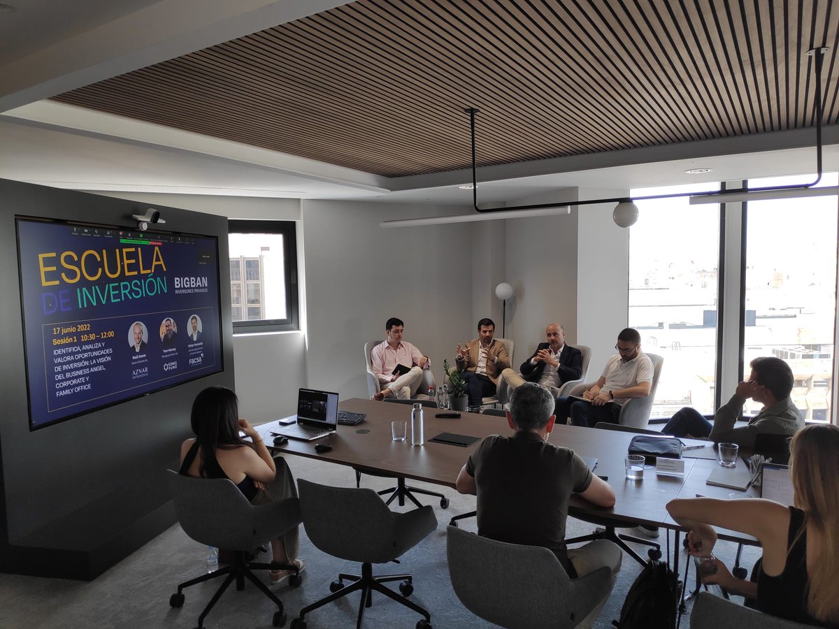 BIGBANInversion's tweet photo. @vmferrando (Jefe de Adquisiciones y Nuevos Negocios de @FACSA_es) nos ha hablado sobre la #coinversión a través del #scouting y cómo favorece a la generación de #sinergias y grandes #oportunidades. #EscuelaDeInversiónBB https://t.co/7o8Nm7nyfM