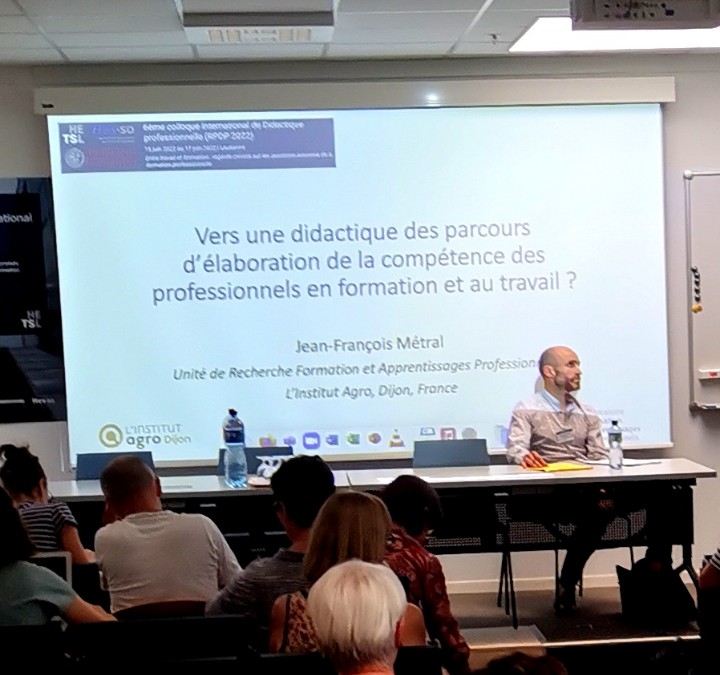 ki_learning's tweet photo. Vers une didactique professionnelle des parcours d'apprentissage professionnel ?

#RPDP2022 @rpdp2017 @LaReSS_HETSL 
https://t.co/JmxaXlUhi5 https://t.co/fFtlKL6rpA
