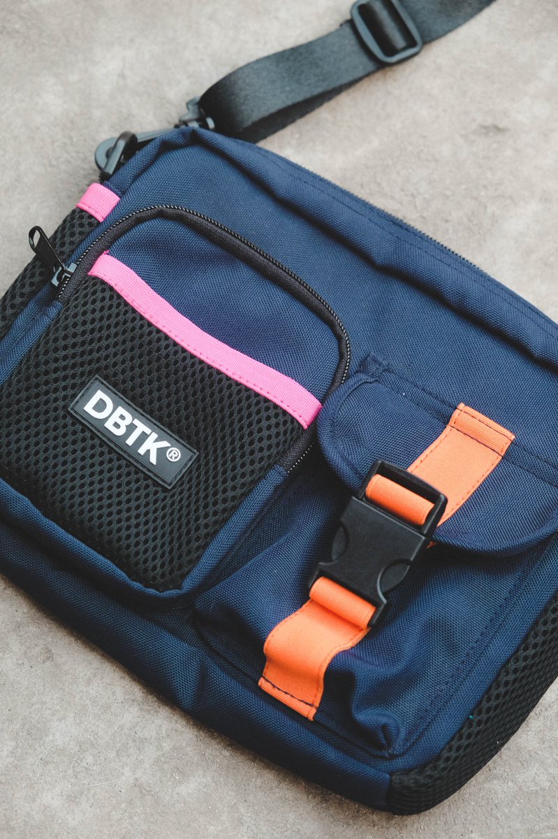 dbtkco's tweet photo. UNBOX CON first dibs π¨
OG two-way essential sling bag / Black and Navy blue (900PHP)
OG Multi-pocket essential crossbody bag / Black / Navy blue (1150PHP)
Available on June 18, exclusive at the Unbox Con, at the SMX Convention Center Manila.
Booth # 1 and 2
#unboxcon https://t.co/Y6inNbTFn1