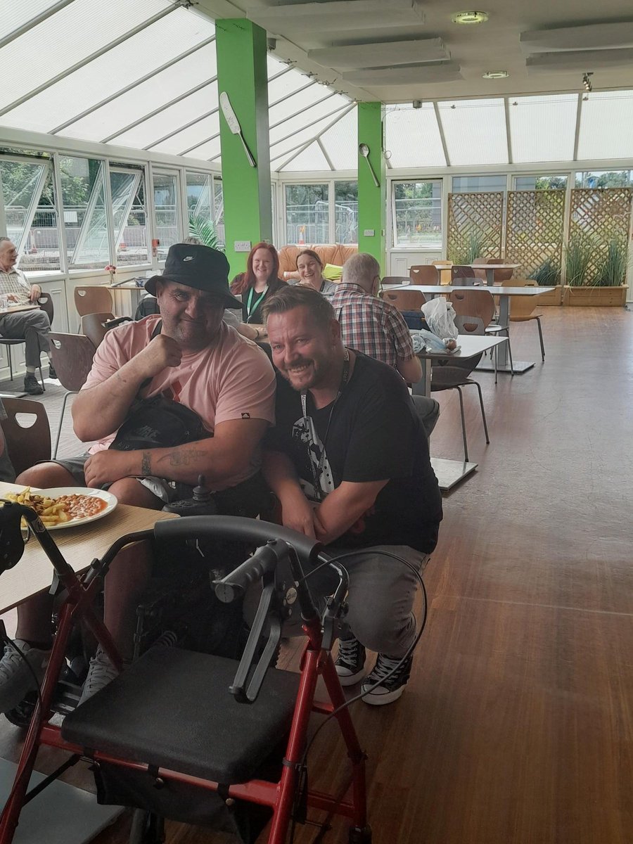 NorfolkWHeadway's tweet photo. Clients (and staff!) enjoying the fantastic café at @wearekingsgate at lunch time today - we run our day service from The Kings Centre in Great Yarmouth on Wednesdays, Thursdays and Fridays 9:30 - 16:30. https://t.co/anOeLll4kq