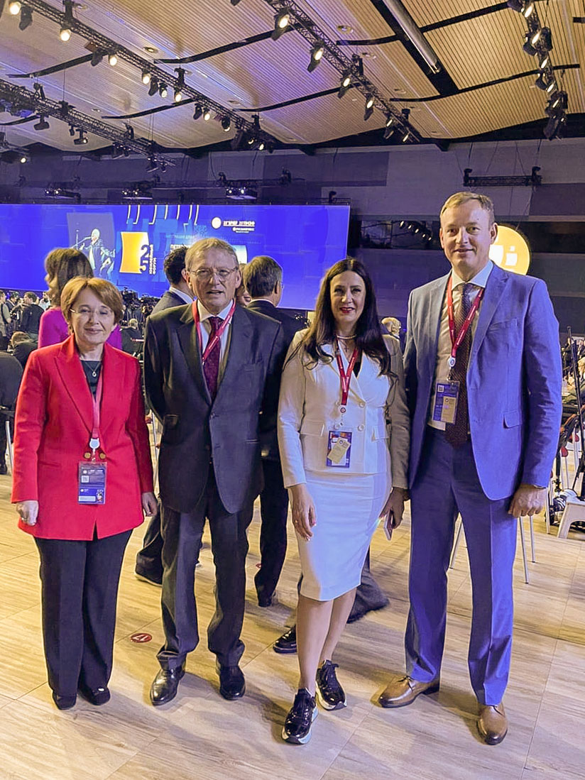 На Петербургском международном экономическом форуме вместе с Борисом Титовым и коллегами по Партии Роста.