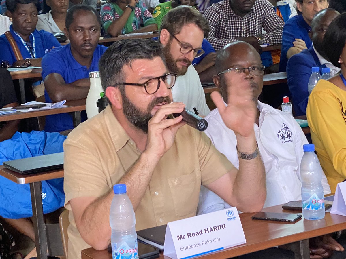 UNHCR_CAR's tweet image. &quot;Le secteur qui promet en #RCA🇨🇫 est le secteur agricole 🌾🥕🌽à travers les productions locales&quot;.Selon monsieur @ReadHariri du secteur Privé.
💪🏾💪🏾 le HCR et ses partenaires dans la recherche des #SolutionsDurables aux problèmes des réfugiés.
#AveclesRefugies #WRD @FAttidzah