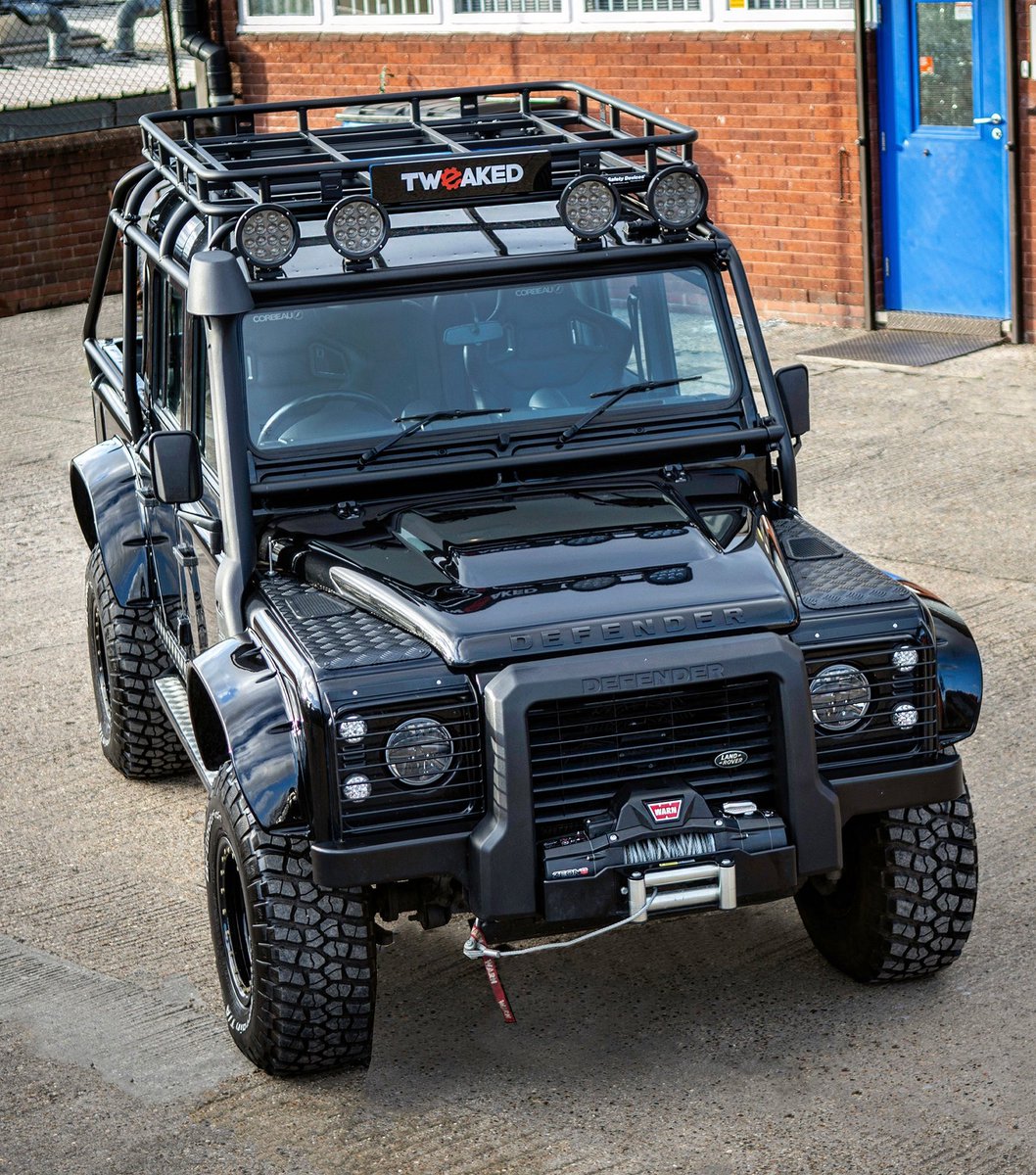 tweakedauto's tweet photo. Front end Friday! What’s your plans for the weekend?

#Tweaked #TweakedDefender #TweakedAutomotive #Spectre #SpectreEdition #LandRover #LandRoverDefender #Defender #Defender90 #Defender110 #Defender130 #DefenderLife #AntiUrban #Hibernot #DefenderWorld #DefenderNaturand https://t.co/3grOreaMlk