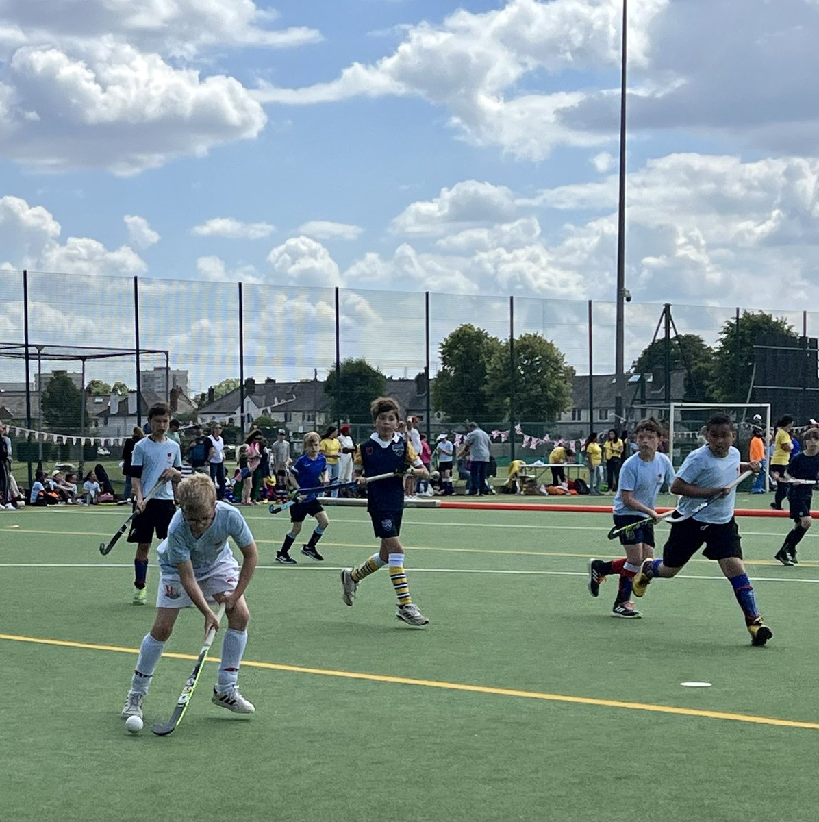 spencer_lynx's tweet photo. Whether it’s a tournament or a training session, someone always forgets their #mouthguard. Thanks to the #snapfit from @OPROMouthguards we always have spares with us which can be used straight from the box. Thank you Opro for having supported Lynx right from day one #gumshield https://t.co/VML53MAtkV