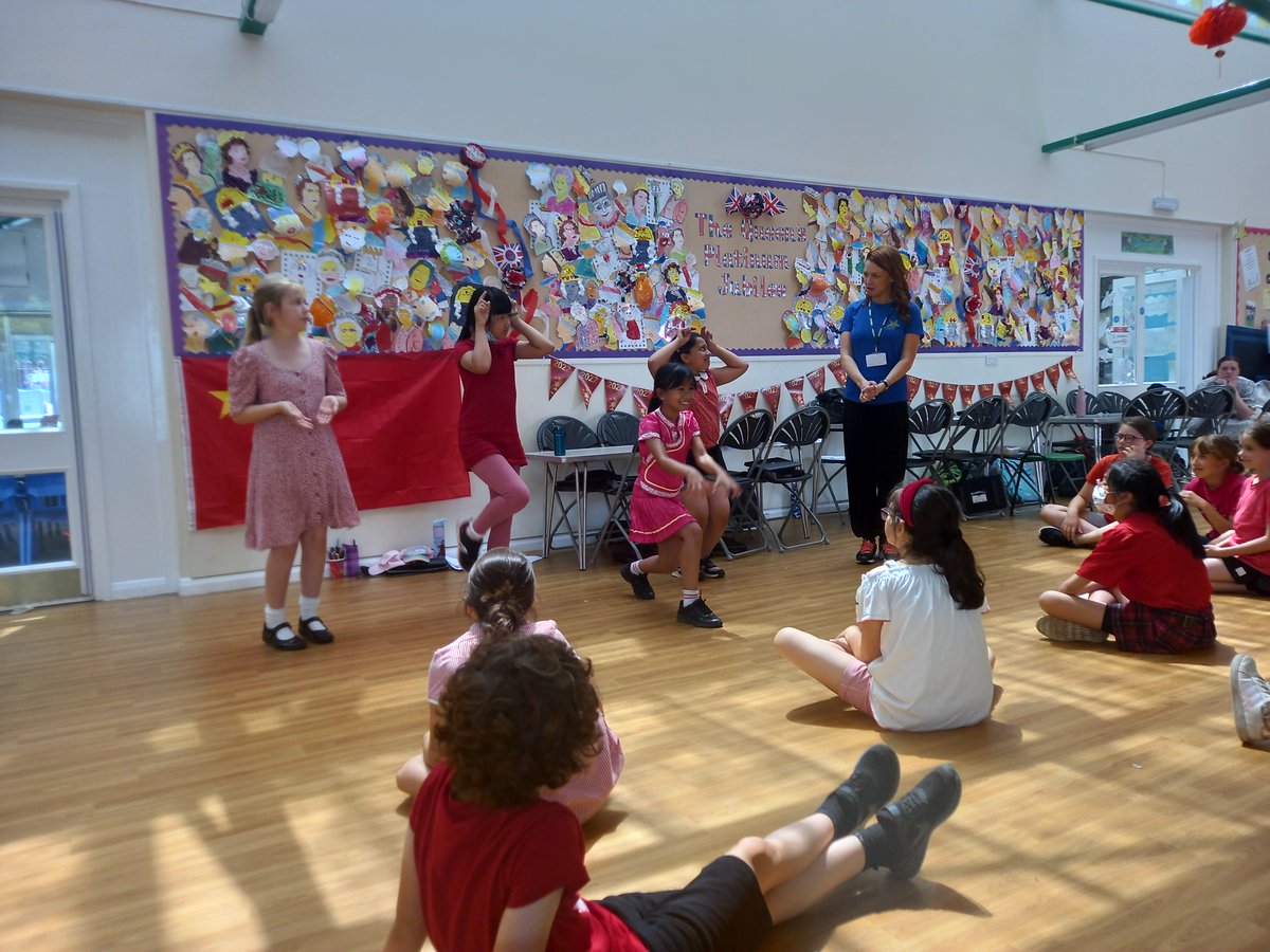 LEO Mandarin tweet media