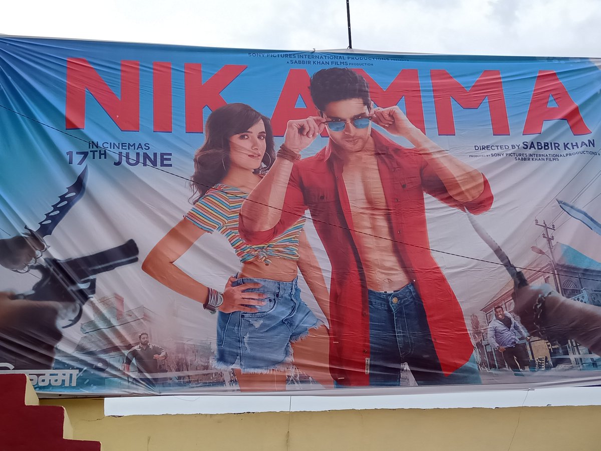 Shirleyholic's tweet photo. Can't describe in words how proud i am of you @ShirleySetia 
Enjoyed #Nikamma movie. 
You keep inspiring us that with hardwork and perseverance , Dreams can come True. 
Hope to see you on Big Screen again 💛 https://t.co/9Dc8nqciRI