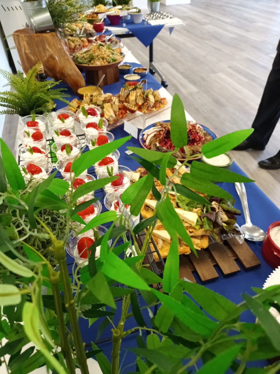jonhiggins84's tweet photo. I had the pleasure of providing some amazing food to one of our new UK clients in Reading this week. The feed back has been amazing, all them flavours were out of this world 🌎 the menu was all local and sustainable. #food #Hospitality #elior #events #Sustainability https://t.co/pOM3MM47QV