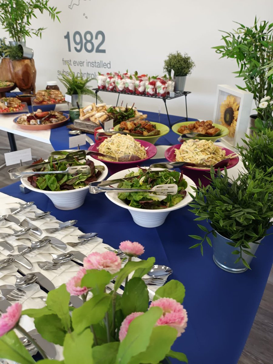 jonhiggins84's tweet photo. I had the pleasure of providing some amazing food to one of our new UK clients in Reading this week. The feed back has been amazing, all them flavours were out of this world 🌎 the menu was all local and sustainable. #food #Hospitality #elior #events #Sustainability https://t.co/pOM3MM47QV