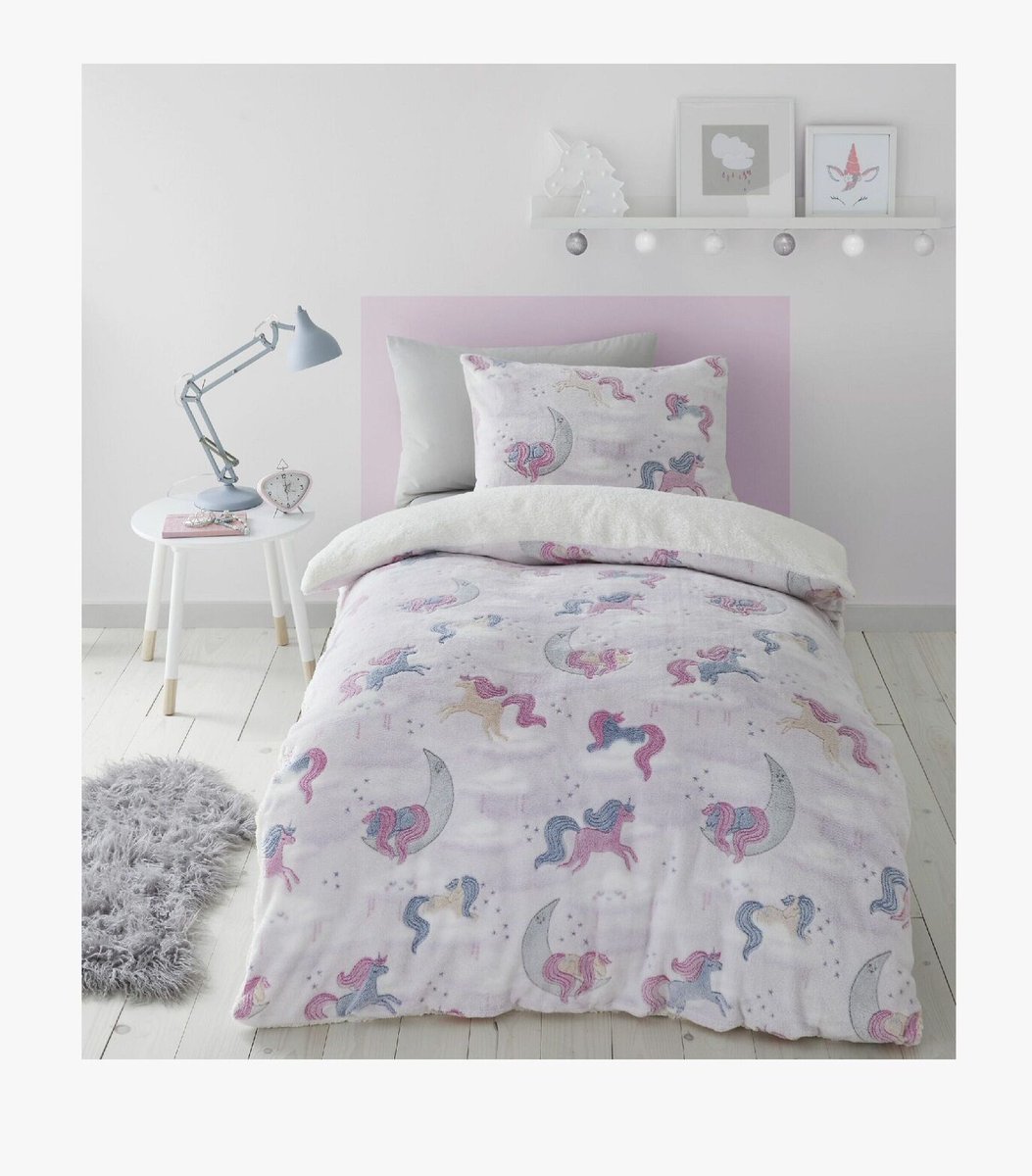 wwwlowcostfurn's tweet image. Looking for the perfect gift?

Look no further! The Unicorn Dreams Pink Quilt Set Single is the perfect gift for any occasion. It will keep you warm all night long. It is for €37.50❤️

bit.ly/3MtRwgw?utm_ca…

#Quilt #UnicornDesign #PinkQuilt #BedLinen #LowCostFurniture