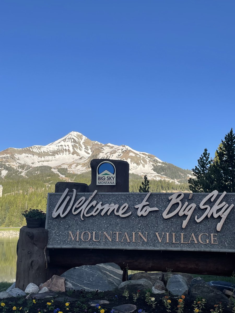 First full day of district 8 conference at Big Sky. If these views don’t invigorate—- nothing will. Gonna be a great day. ⁦@AAPneonatal⁩ ⁦@D8Neonatal⁩ #D8BigSky