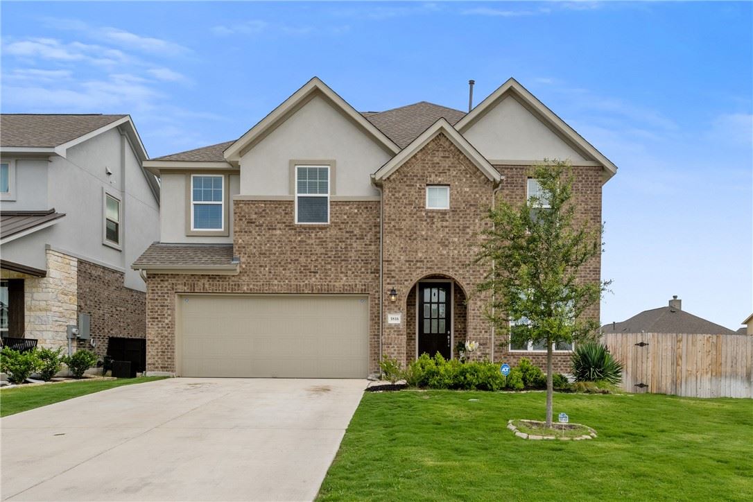 TeamWestRE's tweet photo. New Listing! 5 bed  | 2.5 bath  | 3165 sq. ft.  - Priced at $699,000 
Gorgeous 5 bedroom in Blackhawk, situated on a lot that provides extra side space and the perfect outdoor space for ente... - https://t.co/rEVRlDTqe4 https://t.co/7QMYvfXH1k