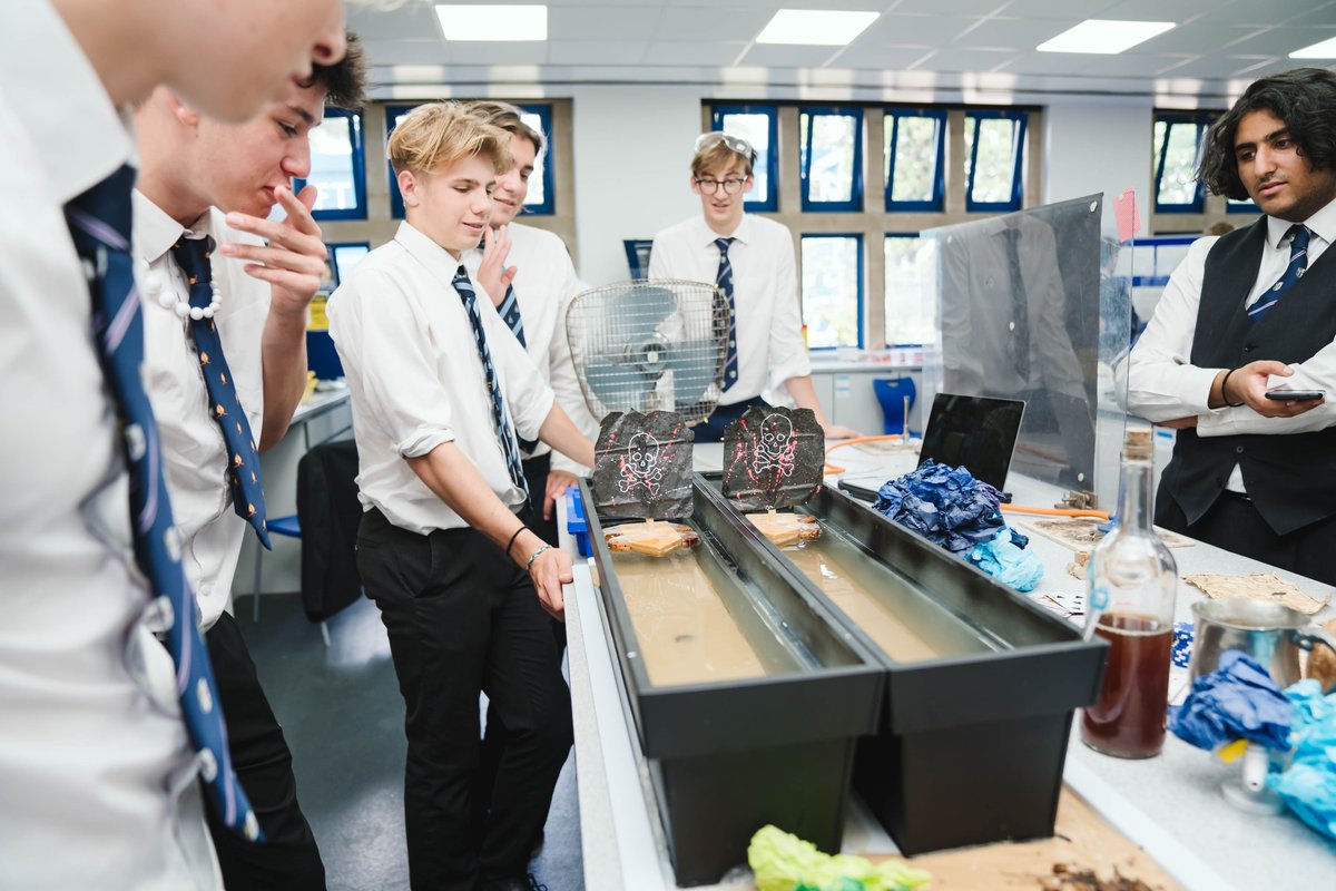 WhitgiftSchool1's tweet photo. Well done to all the Lower Sixth Form IB students who took part in the Pirate-themed Group 4 Project last week, especially to Ethan, Samuel, Sebastian and Sonny who looked at how currents and salinity affect the speed of a boat, and were voted the winners.
#IB #WhitgiftScience https://t.co/XJDU2cH9Uh
