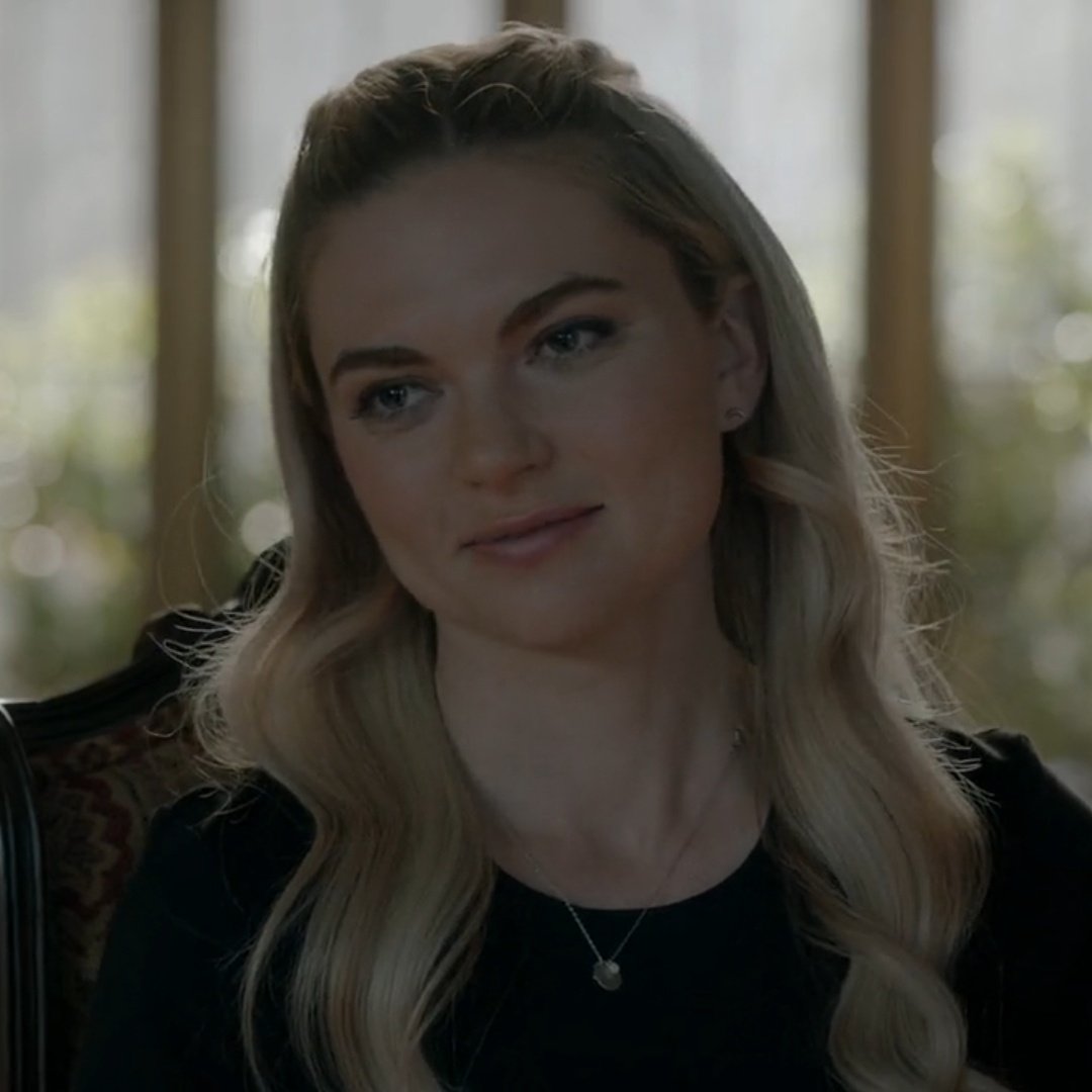 rumikaelsons's tweet photo. EVERY LIZZIES WEAKNESS. https://t.co/G8cfPm8zH2