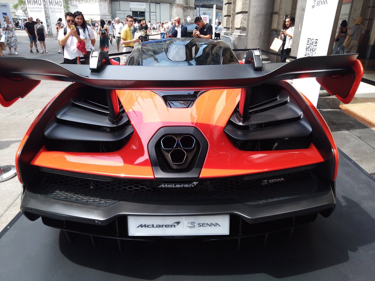 STosca2's tweet photo. Grande #ayrtonsenna ❤️
#McLaren #Senna exhibited during the #MiMo2022 https://t.co/Py0WY5waQL