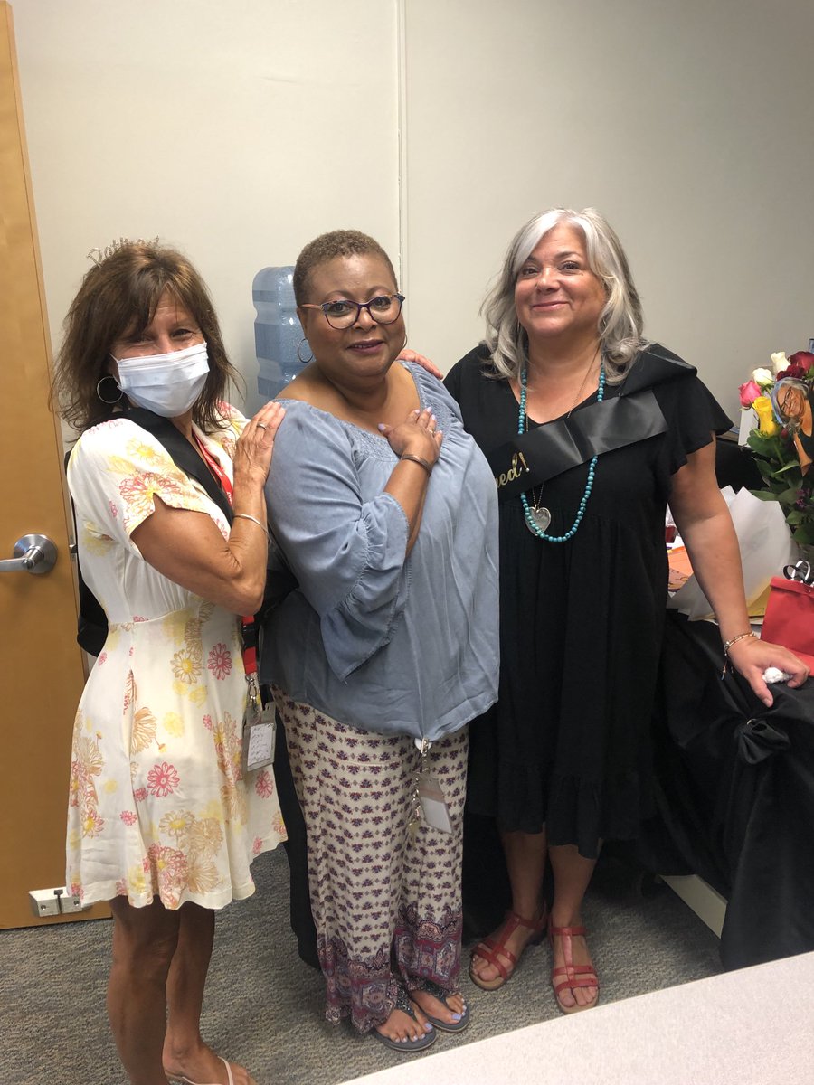 C2Chelli's tweet photo. #clappout I will miss these lovely ladies so much. What a wonderful send off by students and staff. #wewonthelotterywiththem Congratulations on your retirement. Stay in touchโค๏ธ๐ค https://t.co/CqFCppNHFk