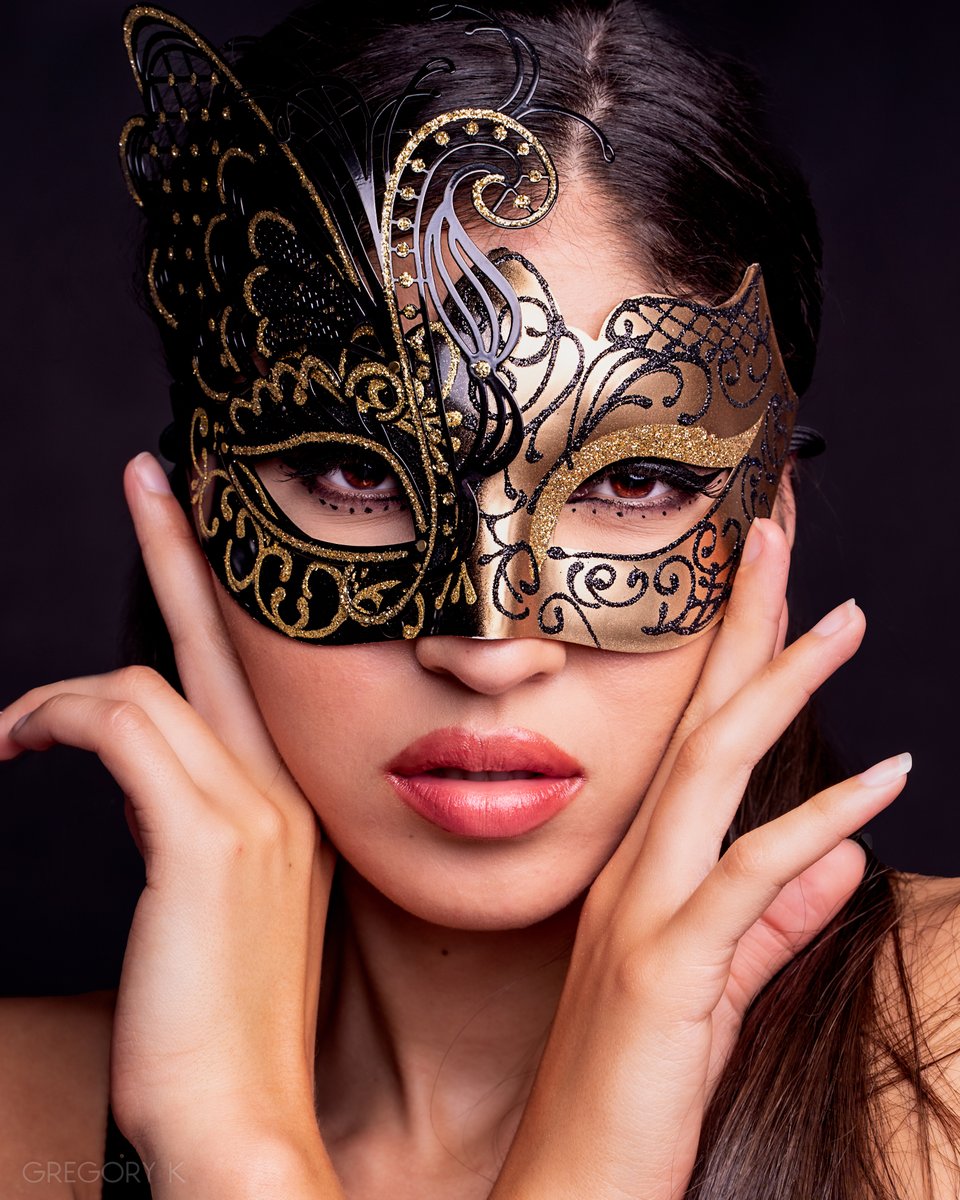 GregoryKPhoto's tweet photo. Studio work with model Nani Melendez and MUA Cynthia Hernandez. #portraiture #modeling #MaskUp #headshot #studiophotography https://t.co/Y5InKsGXhp